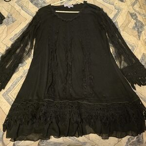 Black Lace Longsleeve Dress
